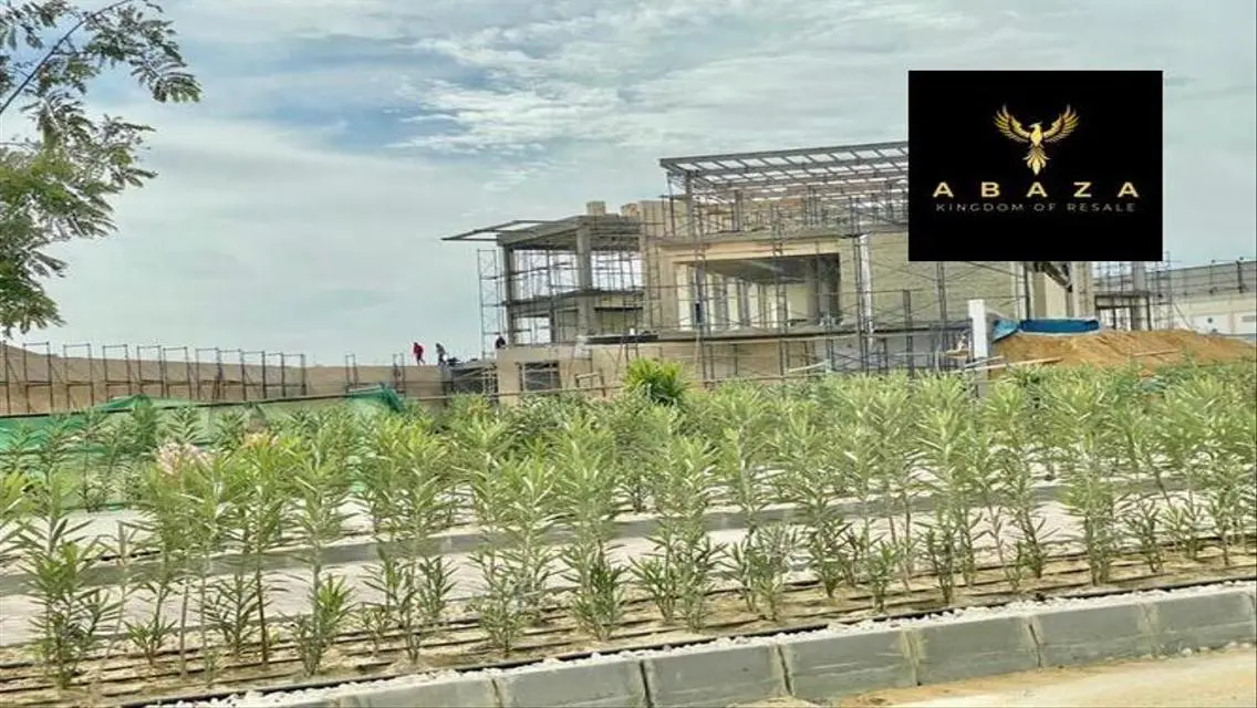 شقة فاخرة للبيع بمساحة 247 متر