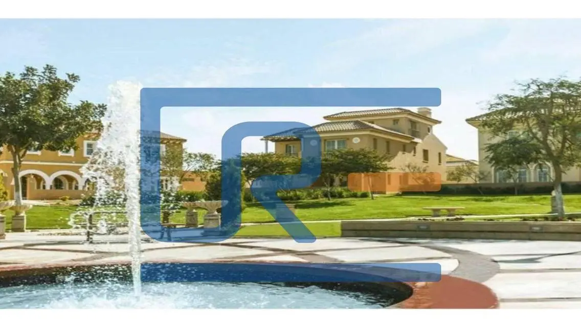 Luxury Apartment with Balcony and Shared Pool