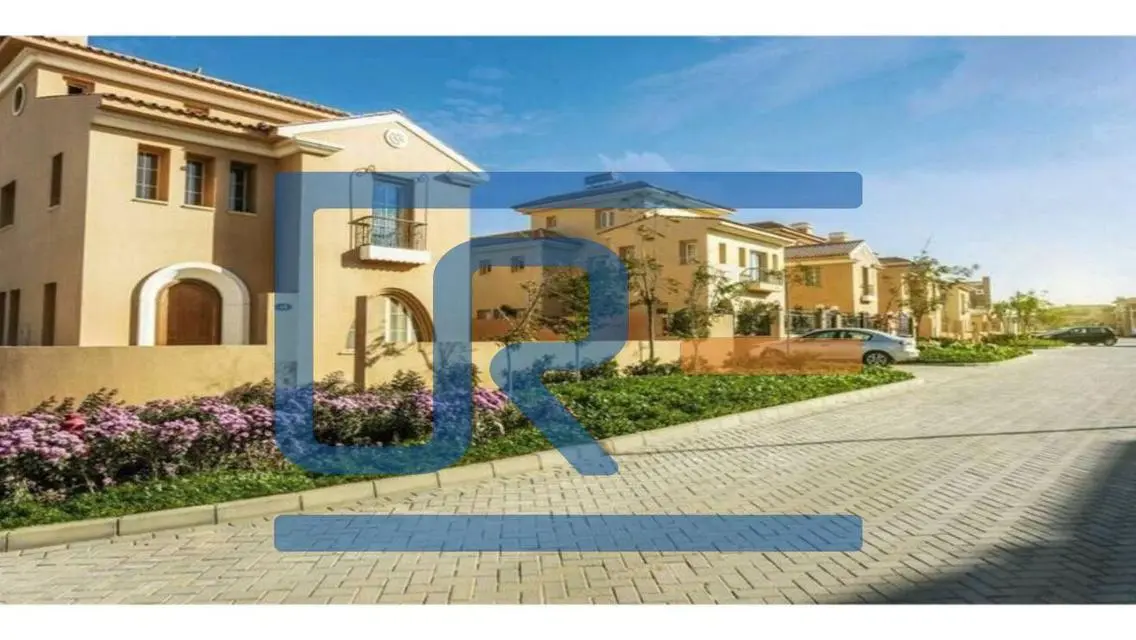 Luxury Apartment with Balcony and Shared Pool