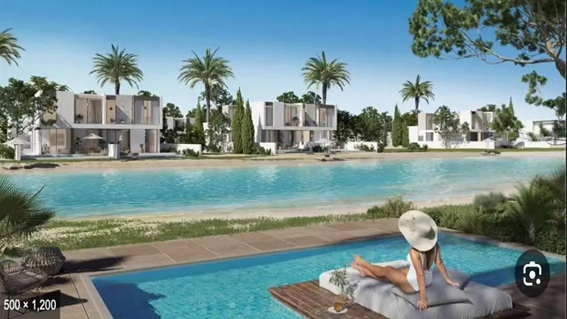 Luxury Villa in Hyde Park - Family Living