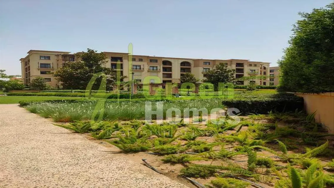 2016 Green Home - Three Bedrooms with Security Guard