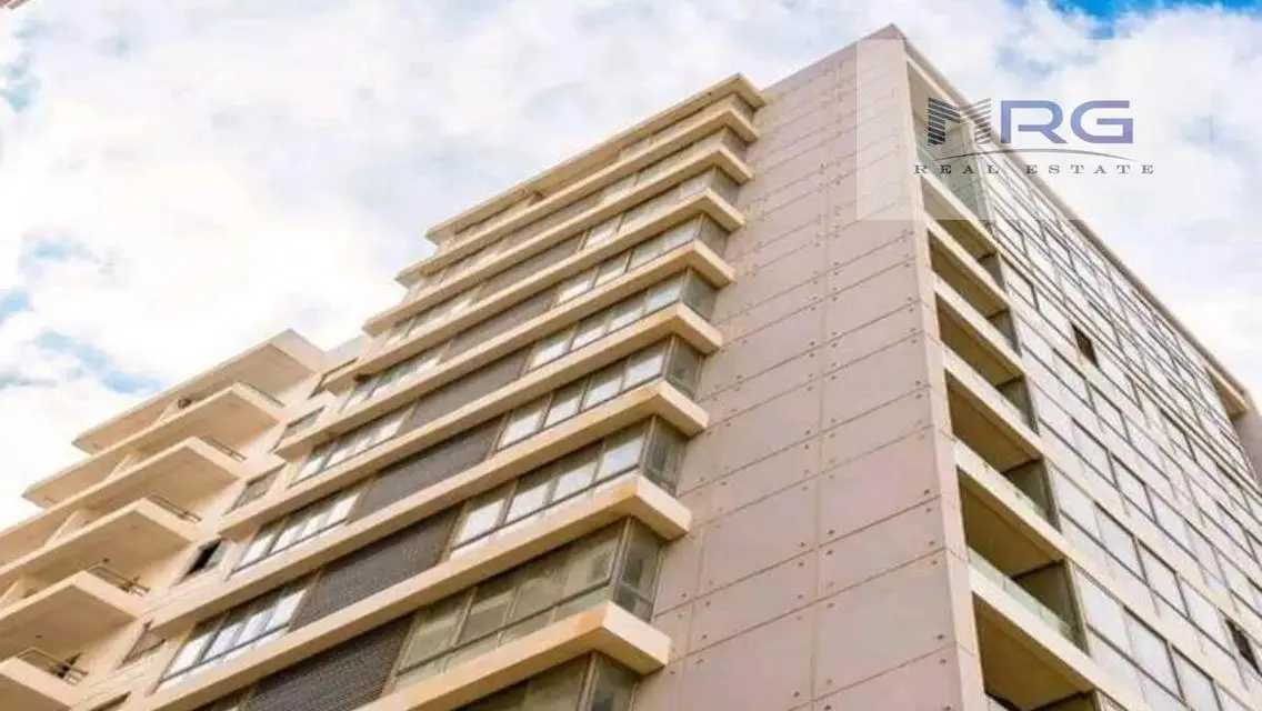 Luxury Apartment with 800 sqm in the Heart of the City
