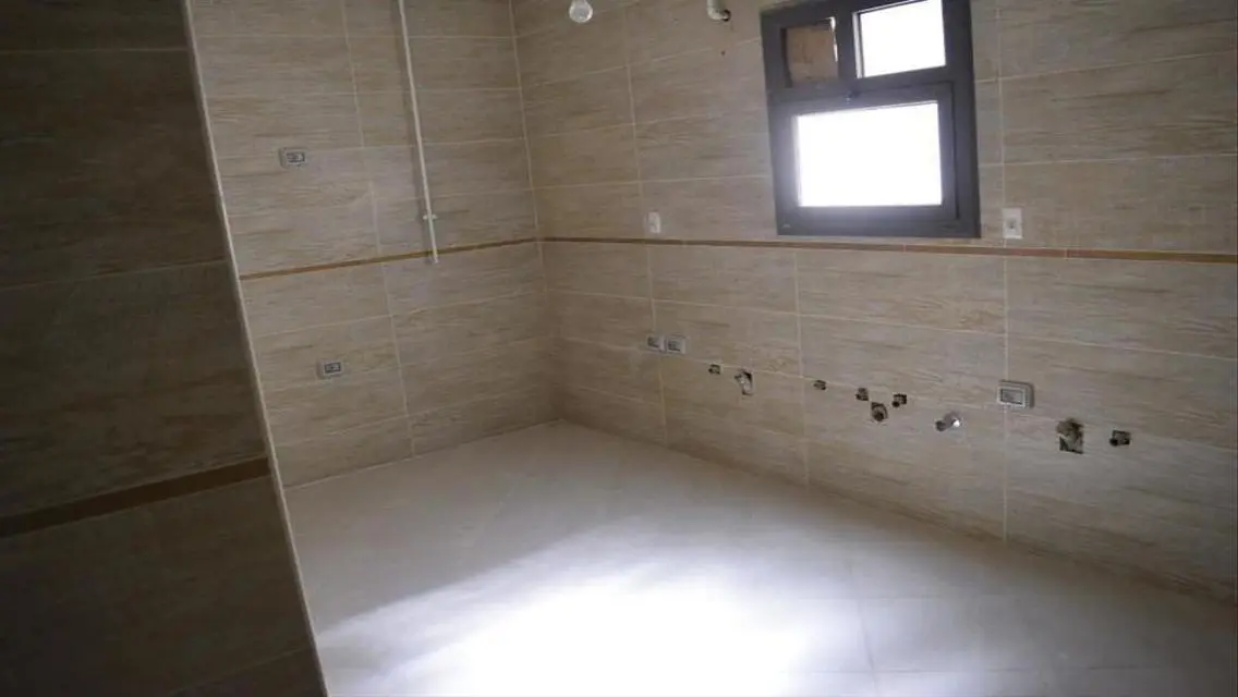 Luxury Apartment with Balcony and Security Guard