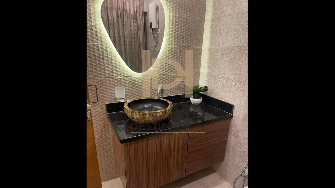 Luxurious Apartment with Spacious Layout and Premium Amenities