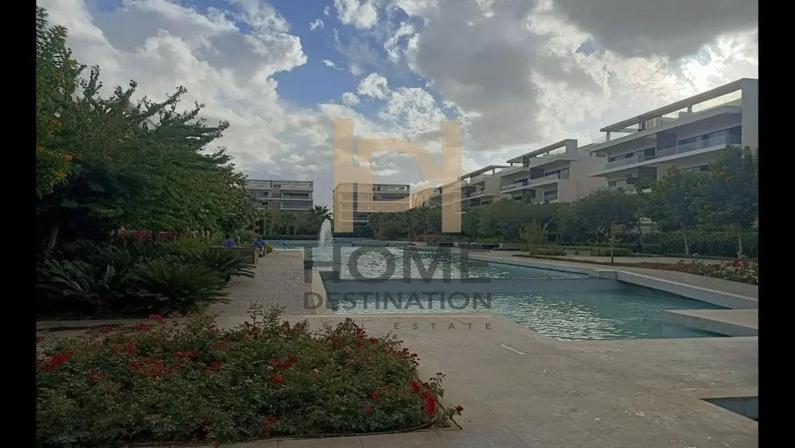 Luxurious Apartment with Spacious Layout and Premium Amenities