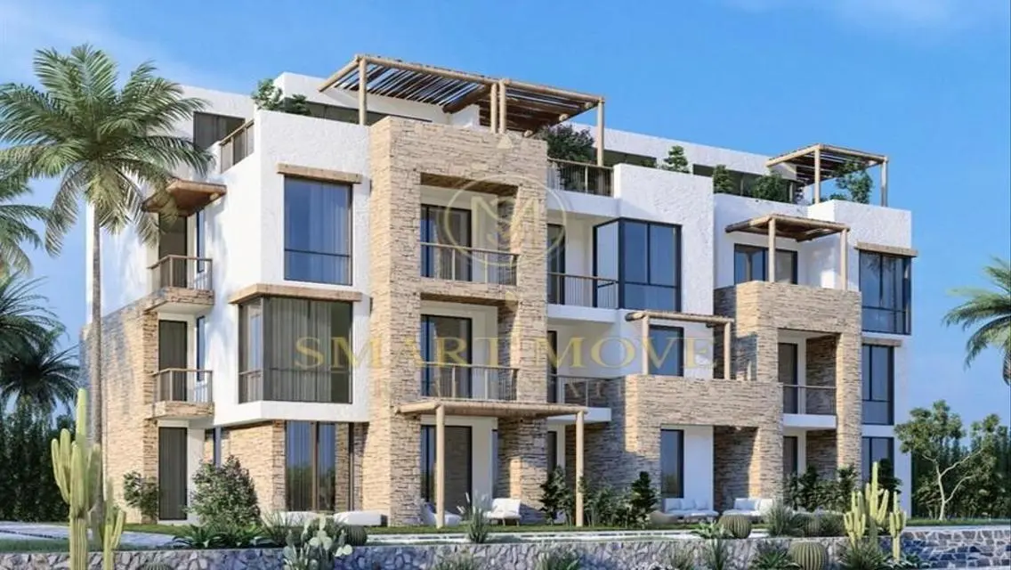Luxurious Lakeview Apartment with Exceptional Amenities
