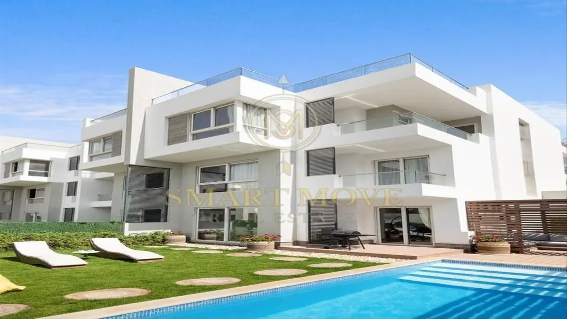 Luxurious Apartment with Spacious Area and Stunning Views in the City Center
