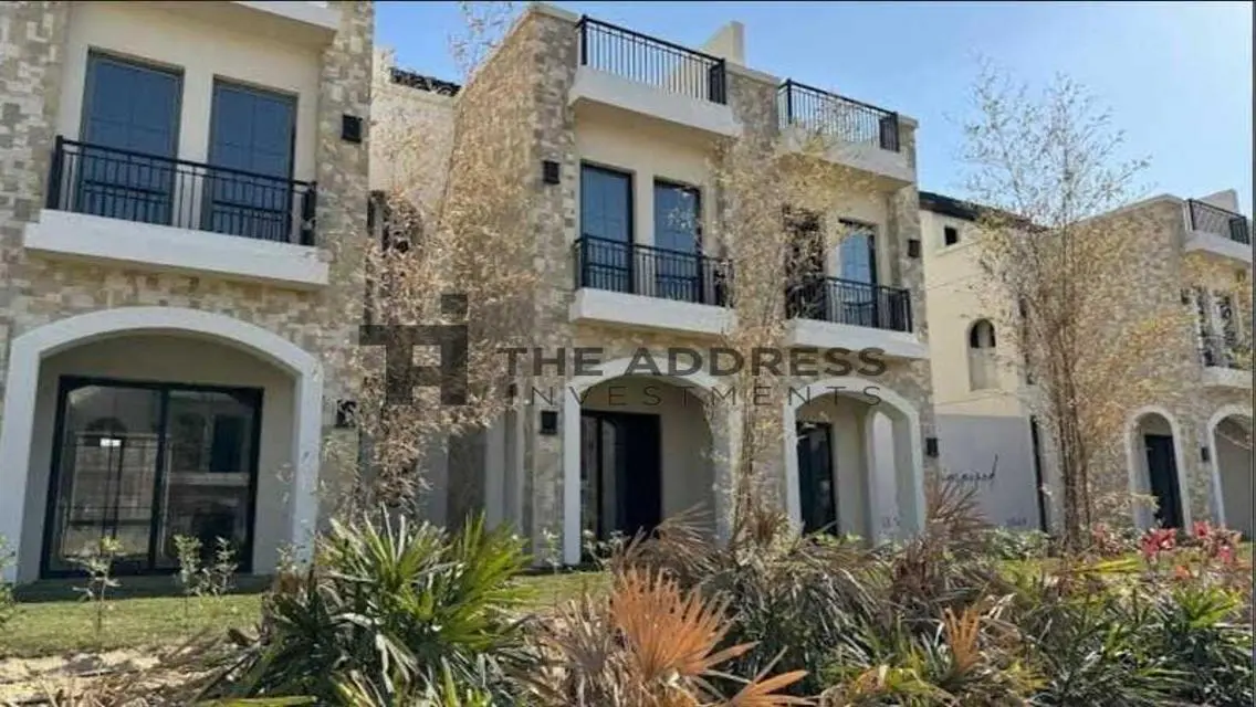 فيلا فاخرة للبيع في مدينة القاهرة الجديدة
