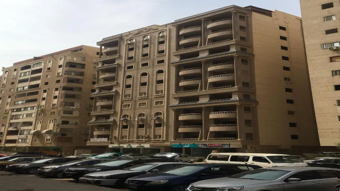 Luxury Apartment for Sale - 210 Square Meters in Prime Location