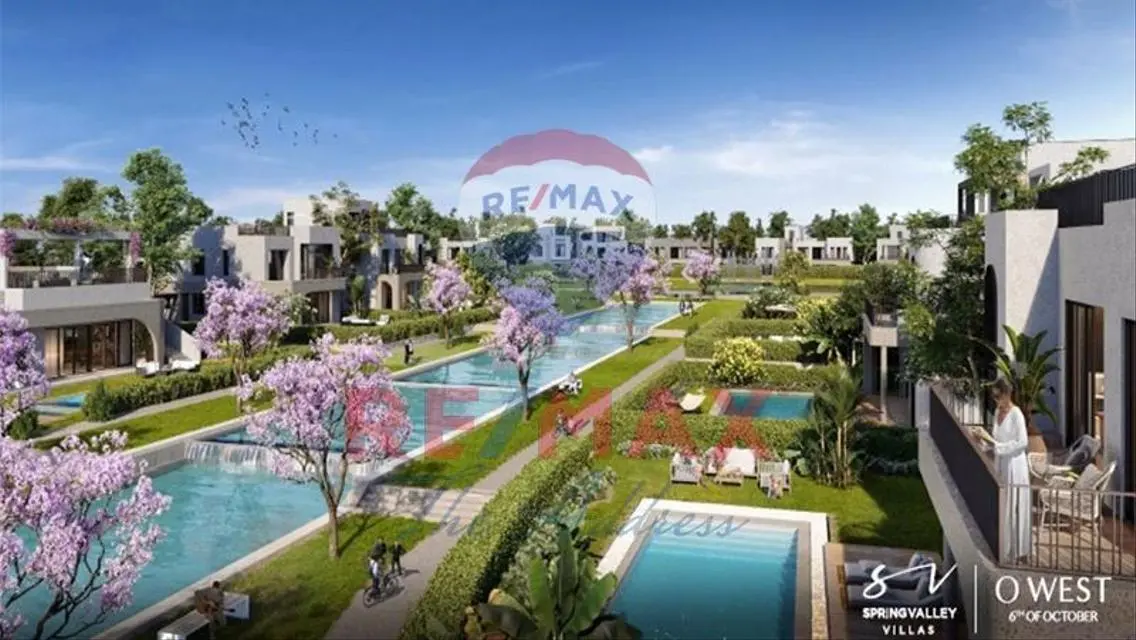 Luxury Villa with 7 Bedrooms and Private Garden