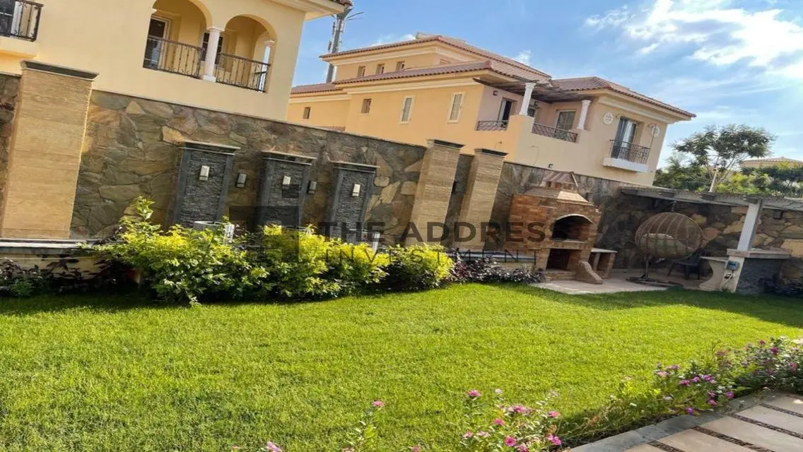 Luxury Villa for Sale with 375 sqm