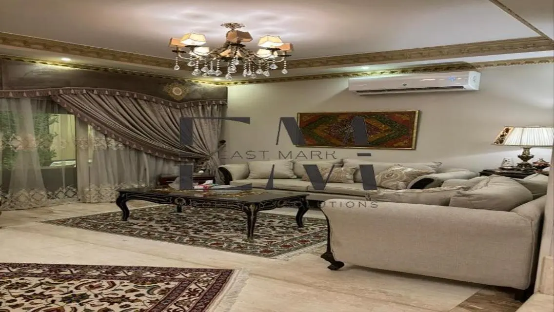 شقة فاخرة بمساحة 245 متر مربع في قلب المدينة
