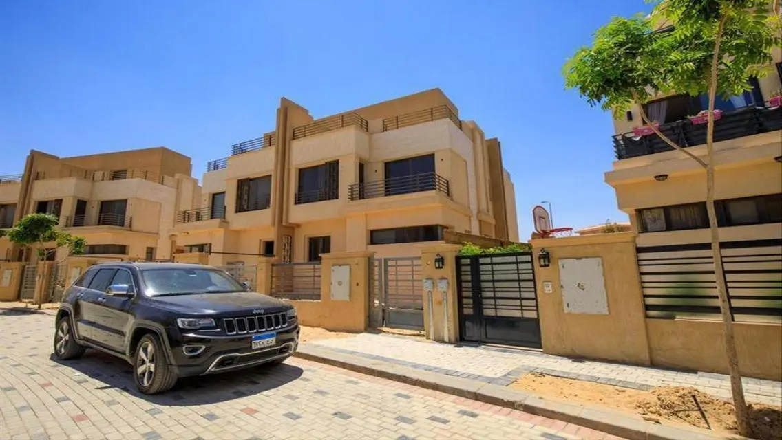 Luxury Villa for Sale with Spacious Layout and Stunning Views
