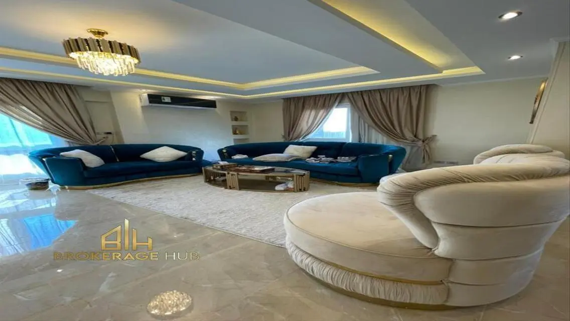 شقة فاخرة مفروشة 220 متر في أمارا - القاهرة الجديدة