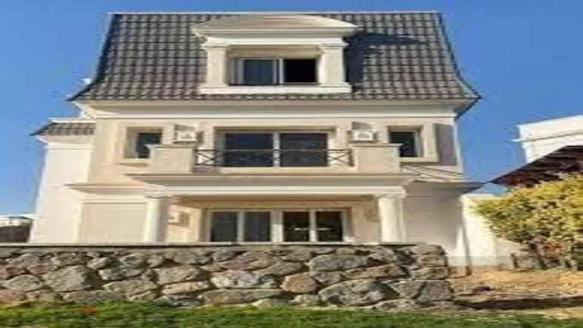 Fully finished villa in MV 4, up to 7 years plan