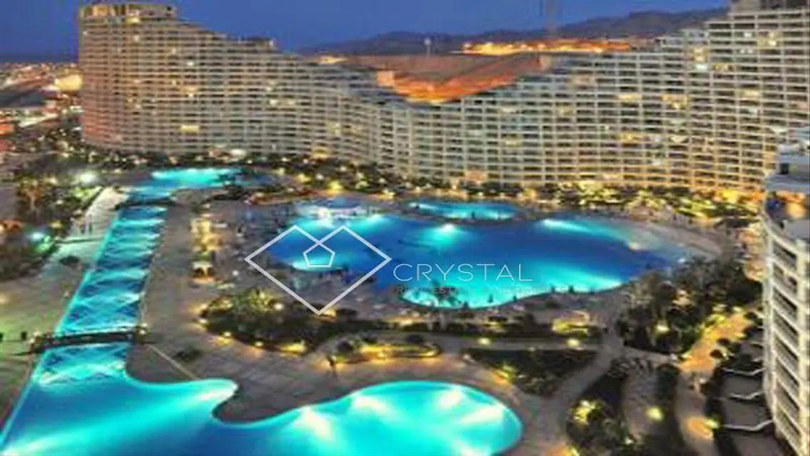 Apartment with an Open View the Pool Special price
