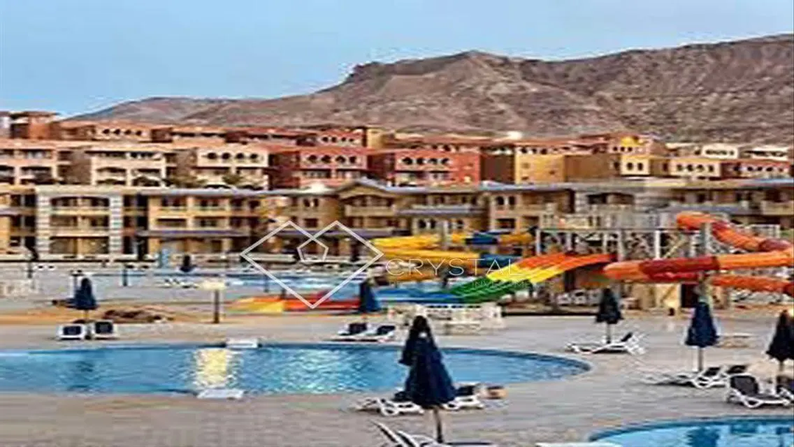 Apartment with an Open View the Pool Special price