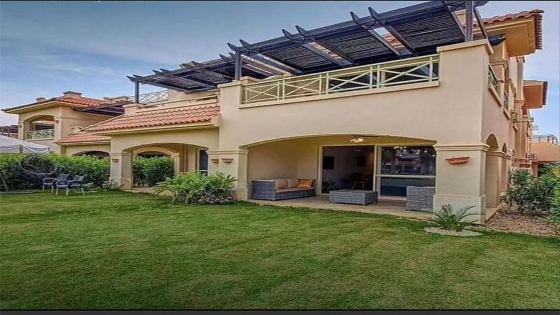 ready to move now finished chalet sea view lavista