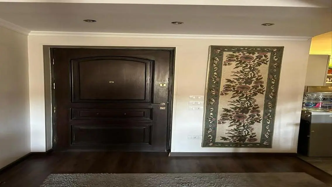 بنتهاوس للبيع كمبوند جرين 3 مباني ادريس - زايد