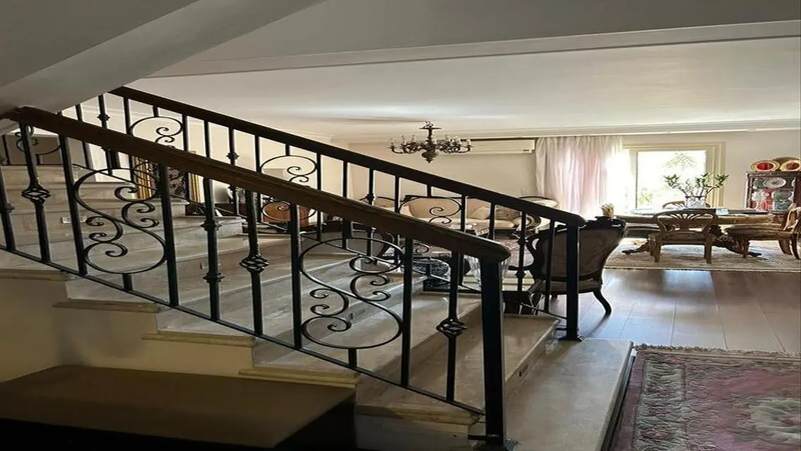 بنتهاوس للبيع كمبوند جرين 3 مباني ادريس - زايد