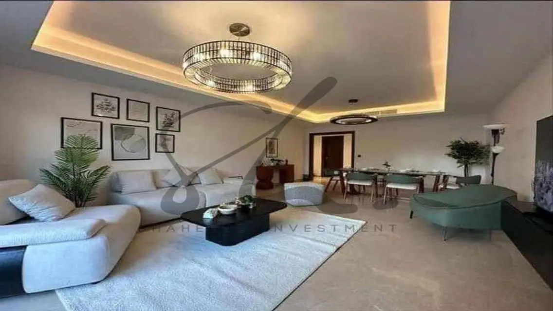 Luxurious Villa for Sale with Private Garden and Pool