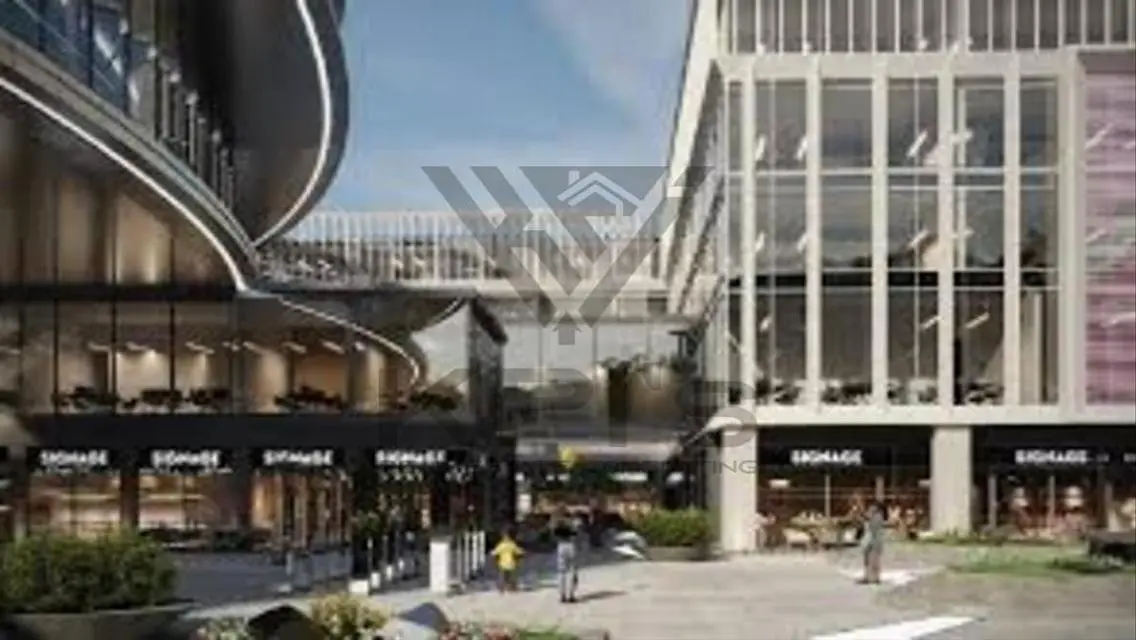 Shop 80m on Gamal Abdel Nasser Axis-INST over 5Y