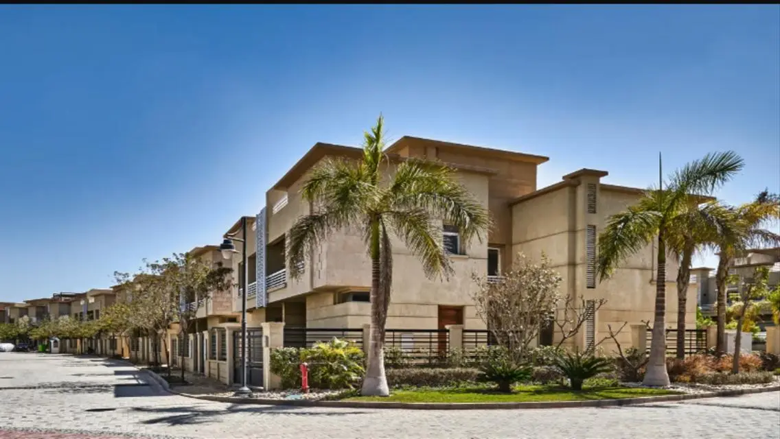 Luxury Villa with Spacious Garden for Sale