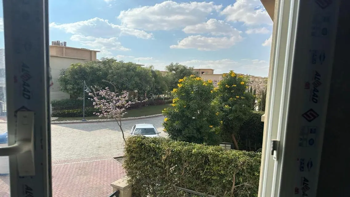 Luxury Villa with Spacious Garden for Sale