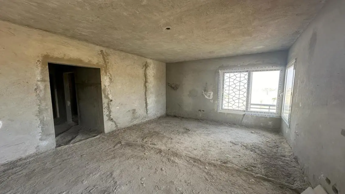 Luxury Villa with Spacious Garden for Sale