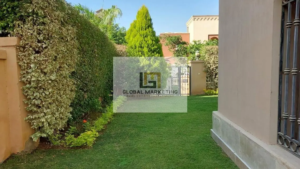 4 bedroom twin house for rent at a special price