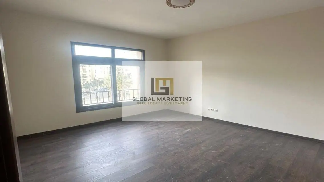 4 bedroom twin house for rent at a special price