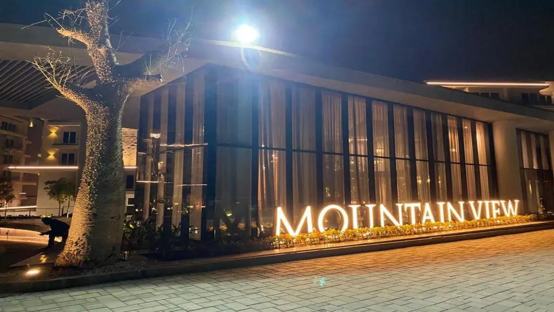 Best installment for 180m Mountain View iCity