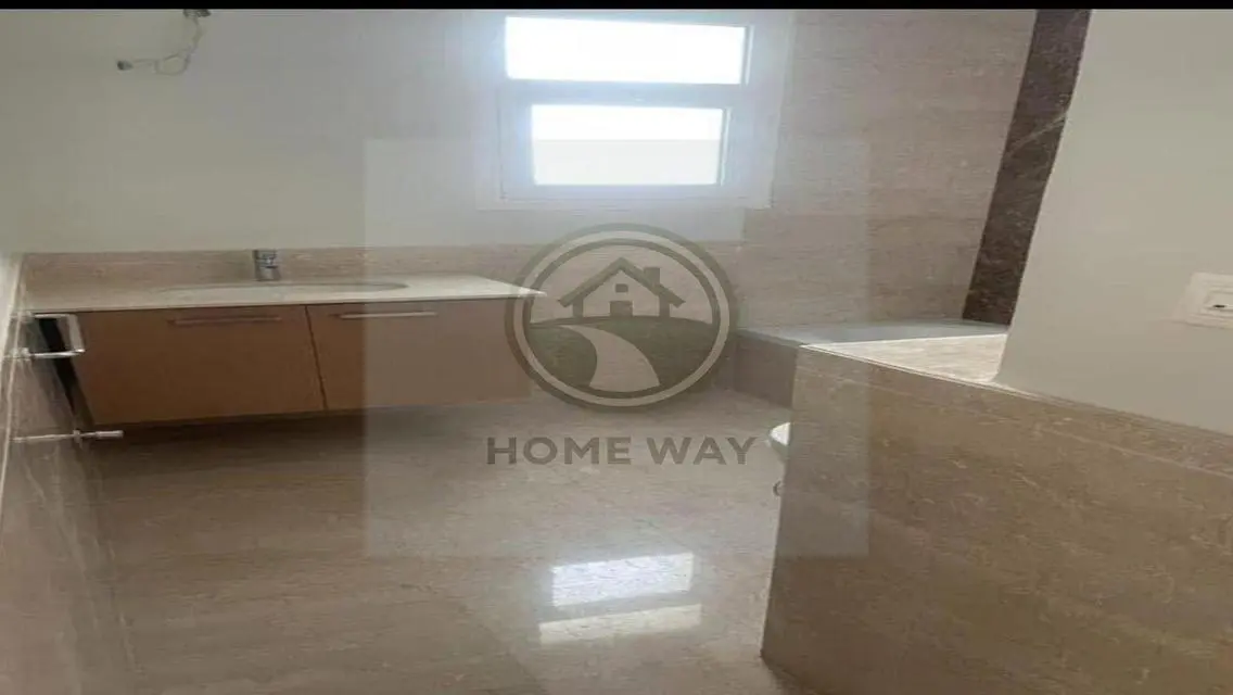 superlux apartment direct on lake ready to move