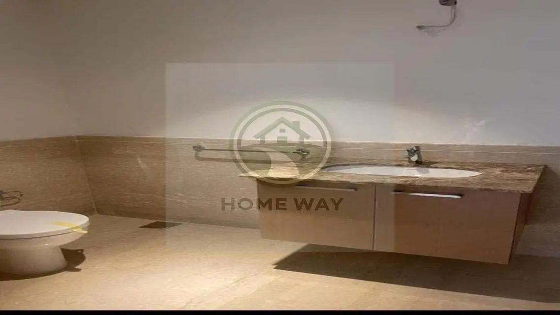 superlux apartment direct on lake ready to move