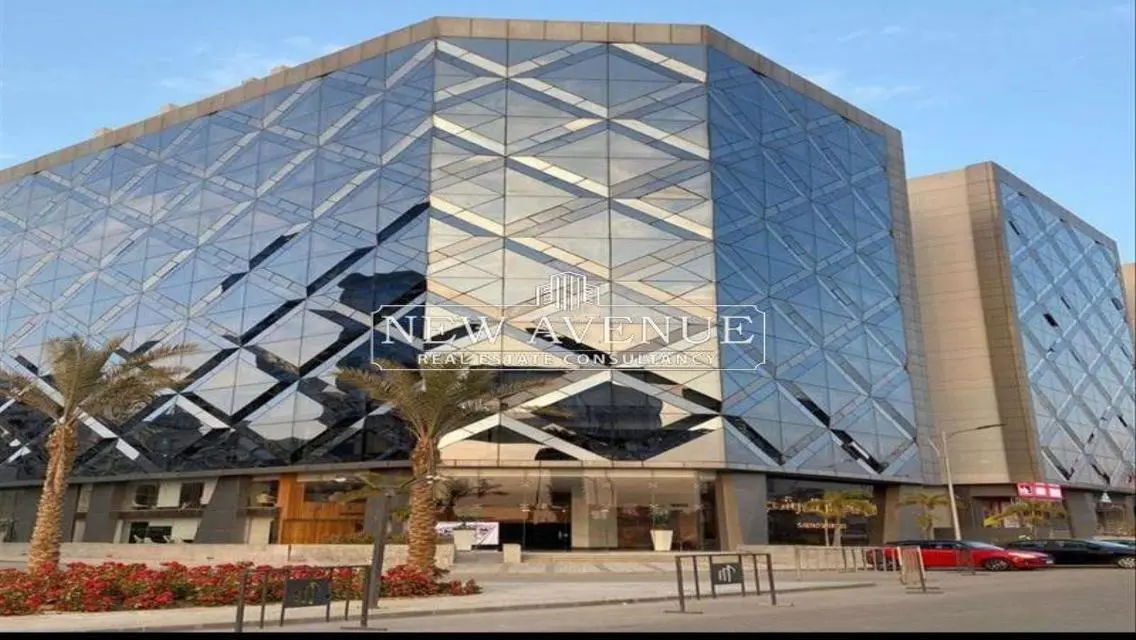 مكتب 259 م كامل التشطيب للإيجار في وان قطامية