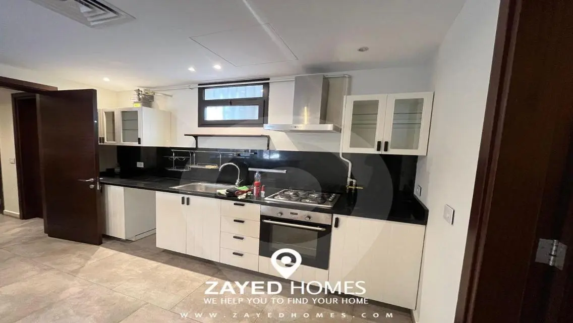 Ground floor duplex for rent in Westown