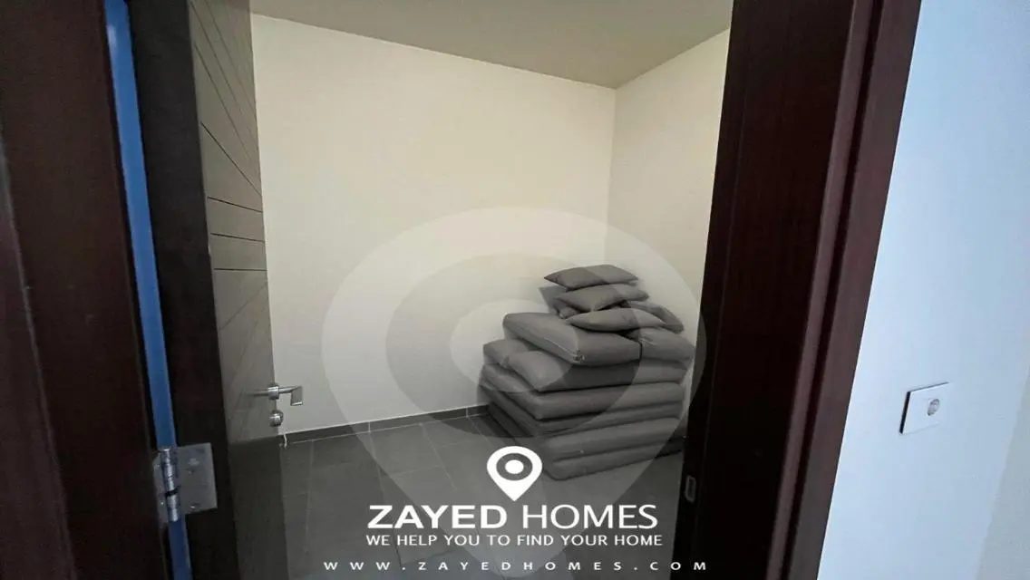 Ground floor duplex for rent in Westown
