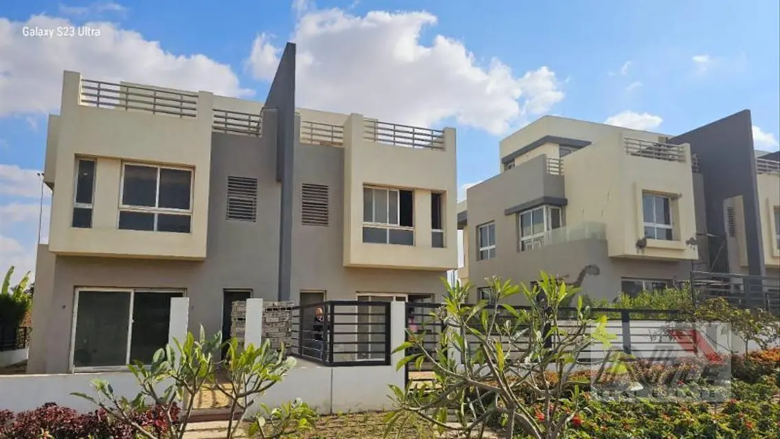 Twinhouse For Sale View LandScape Attractive Price