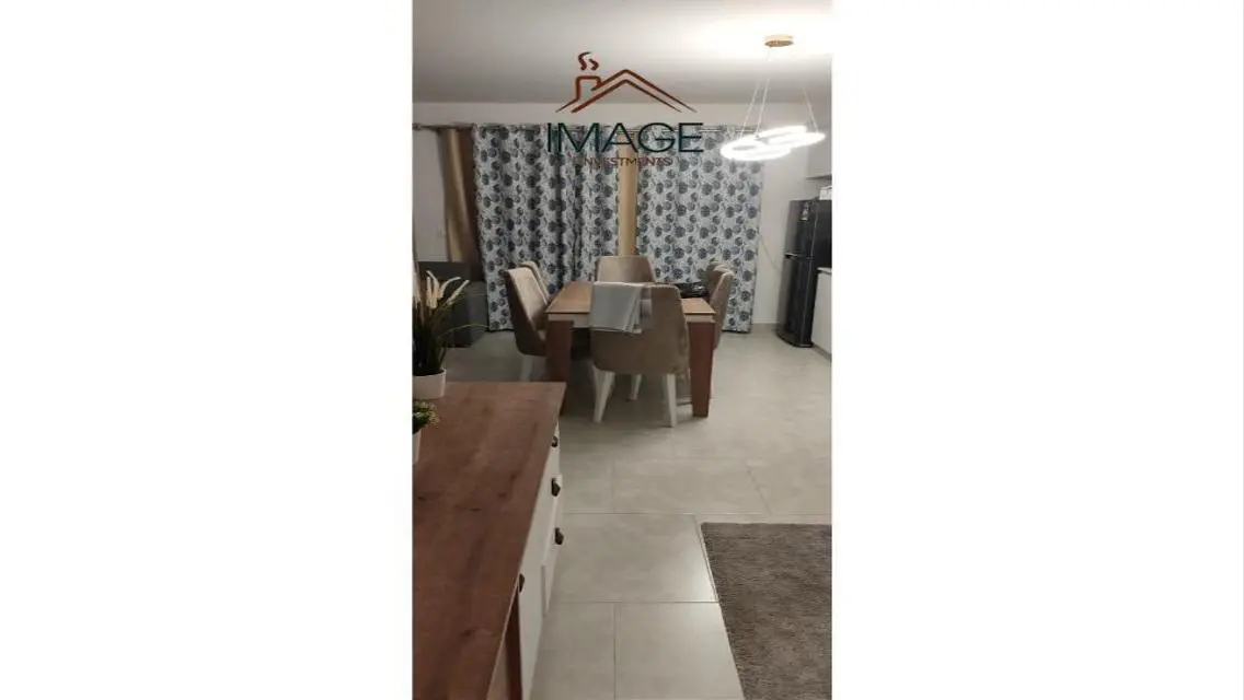للبيع شاليه مفروش بالكامل بموقع مميز في مراسي