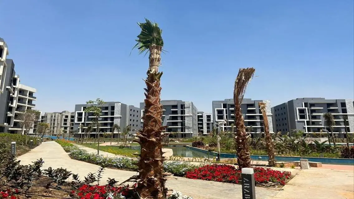 فيلا فاخرة بتصميم راقٍ في أرقى الأحياء