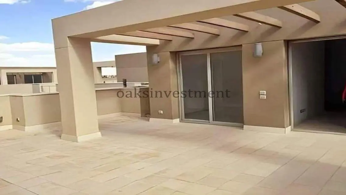Villa in Palm Hills over 8 years DP 2,700,000