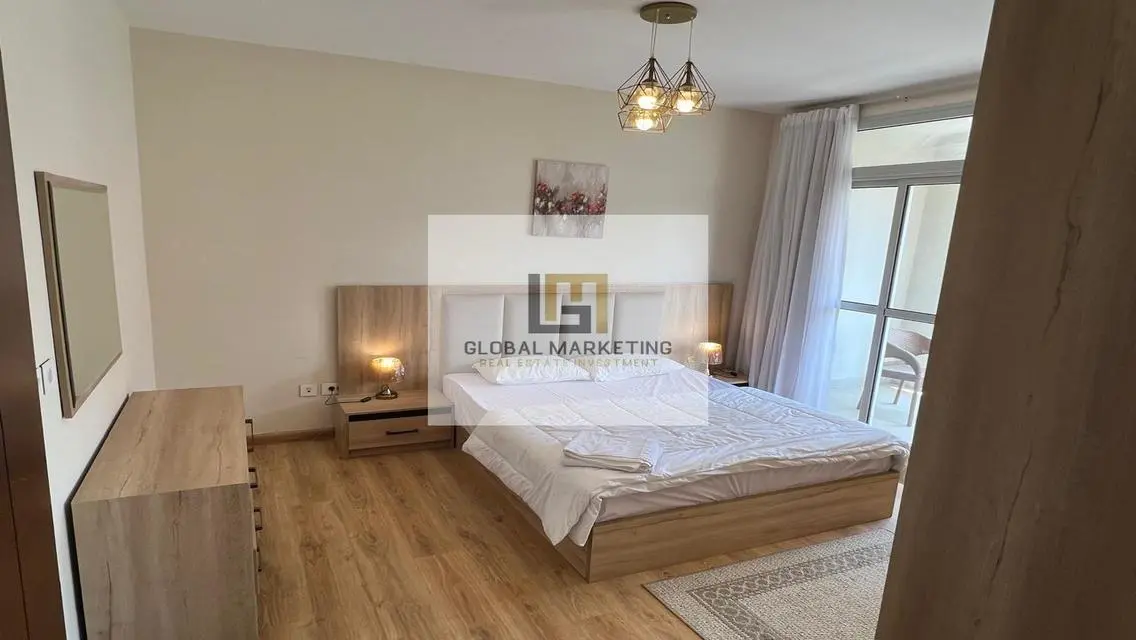 Ground floor apartment with garden for rent