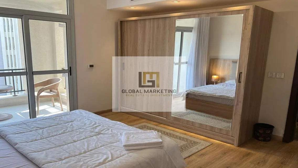 Ground floor apartment with garden for rent