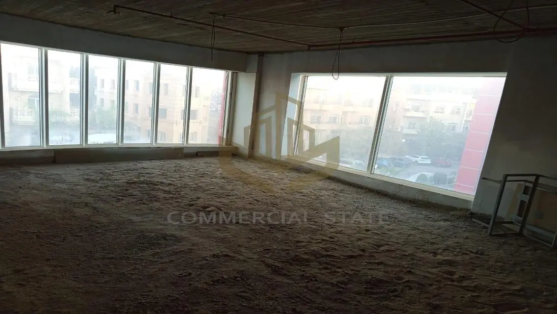 فرصة استثمارية مميزة في دولة 8