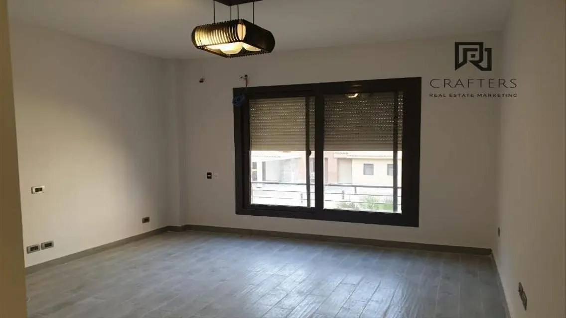 Duplex -Casa Beverly HillS Compound READY TO MOVE