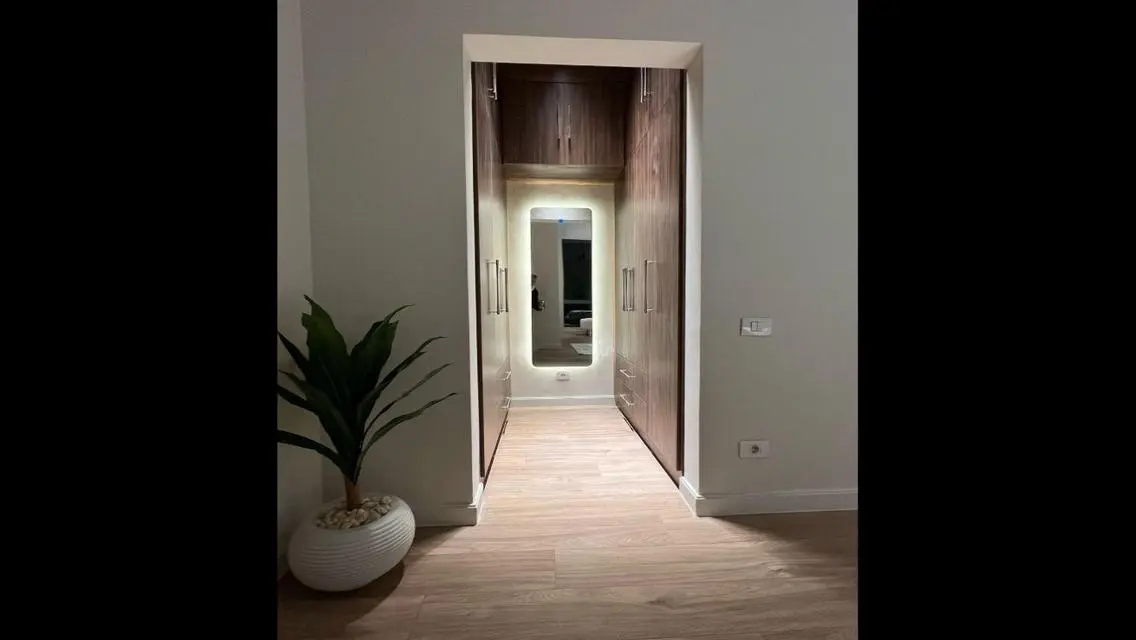 شقه للايجار مفروشه بالكامل فى كمبوند فيليت سوديك