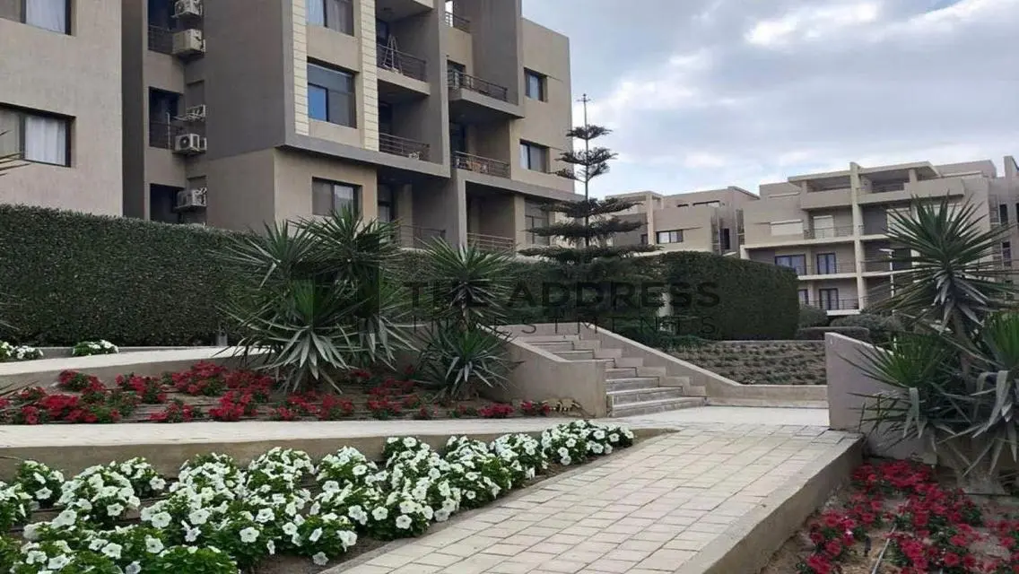 بمقدم 750 الف شقة ارضى بجاردن متشطبة من المراسم