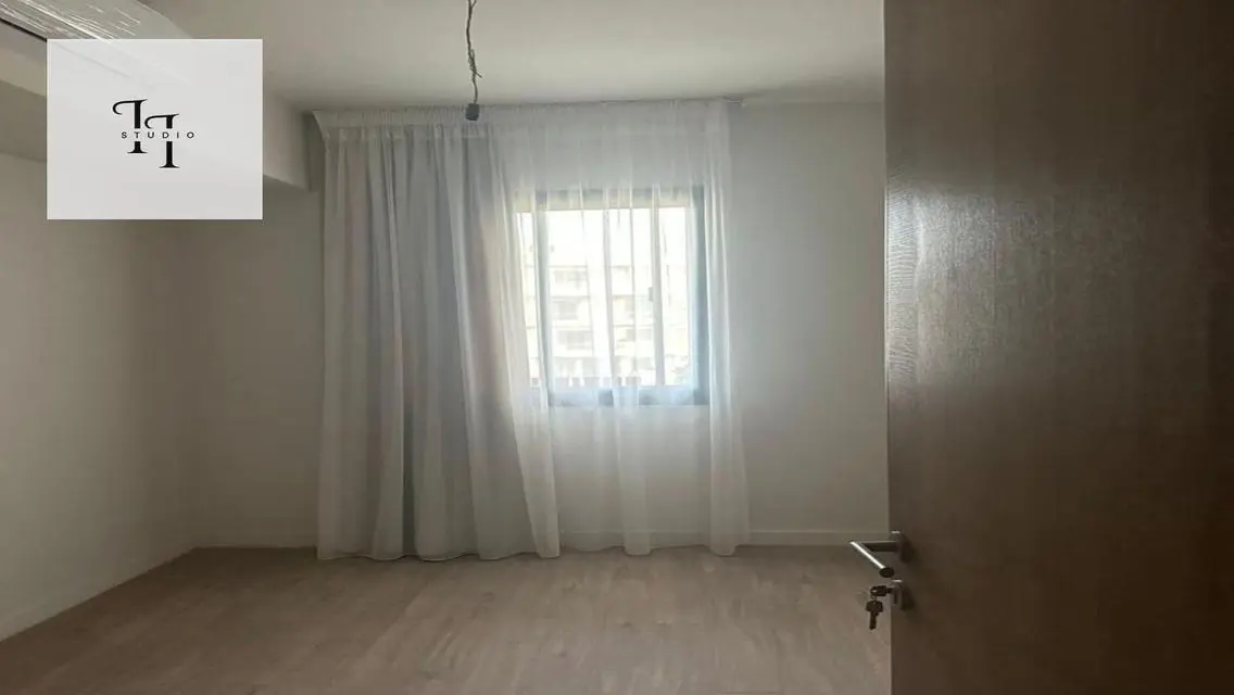 شقه سوبر لوكس مطبخ وتكييفات للايجار في سوديك فيليت