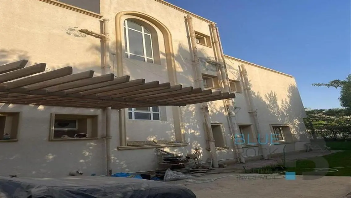 توين هاوس للبيع في جرينز الشيخ زايد بسعر مميز