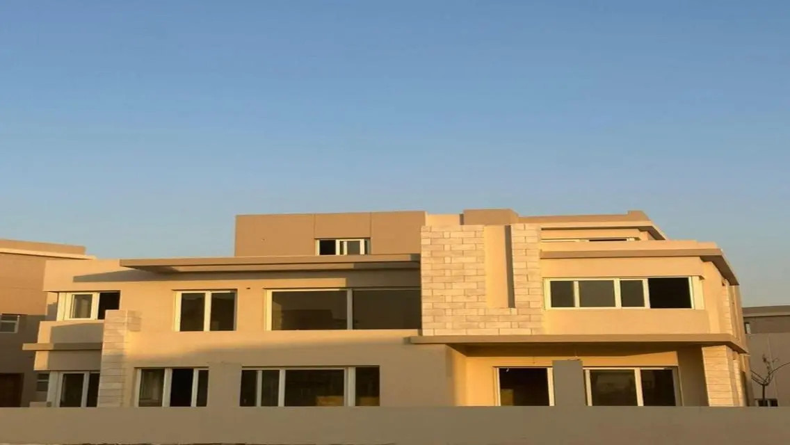 تاوني أكتوبر من هايد بارك للتطوير العقاري